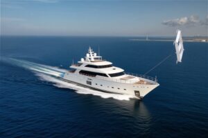 windtracx drone kite on a motoryacht